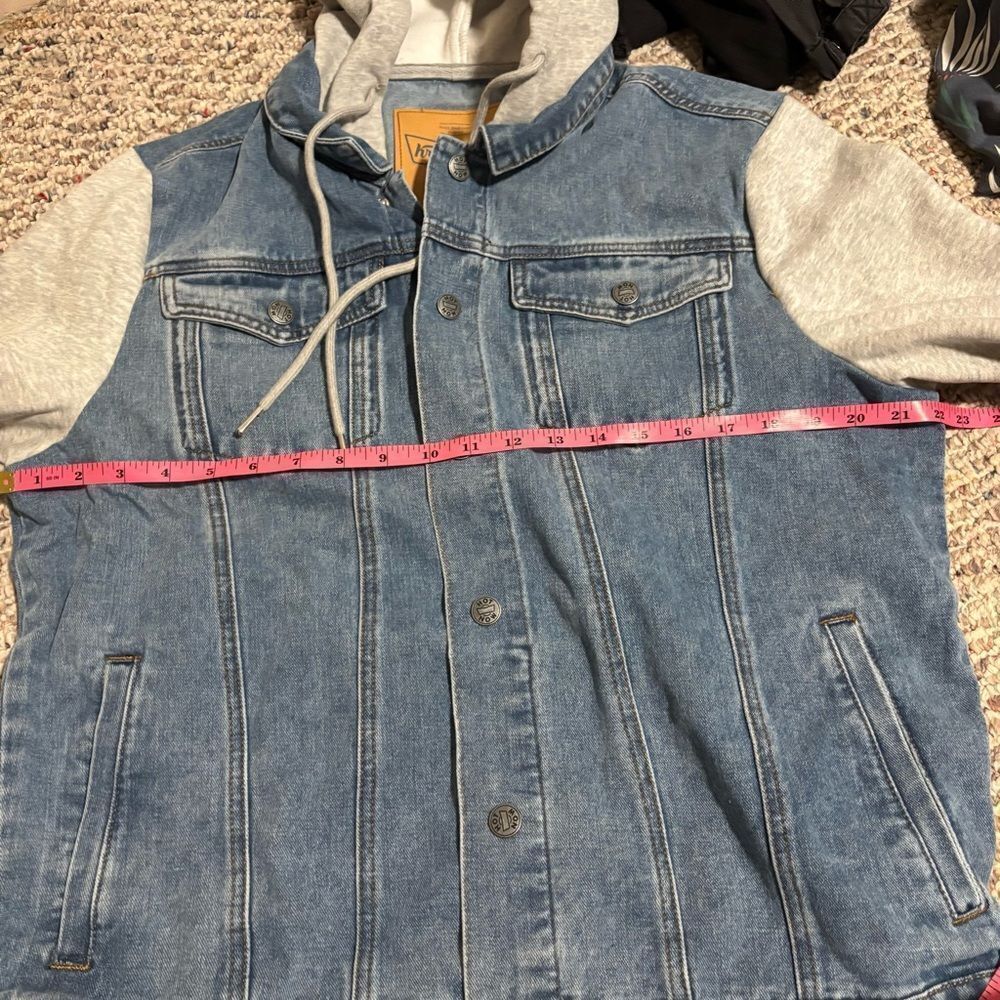 RARE Krispy Kreme Limited Edition Denim Jacket- Size Large (unisex) - Picture 6 of 7